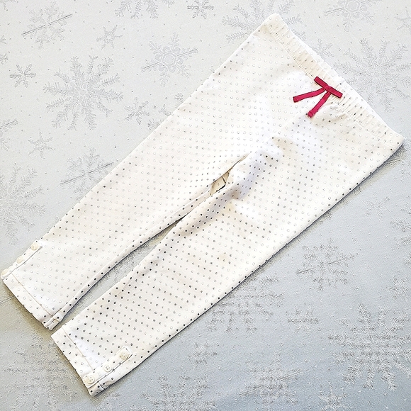 Genuine Kids from OshKosh Cream White & Metallic Silver (3) Piece Set 24 Months - Picture 3 of 14